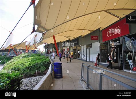 largest designer outlet in uk.